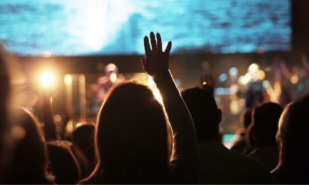 The 5 Worship Themes Dominating the CCLI Top 100 (Part 2): Surrender and Trust in Modern Worship