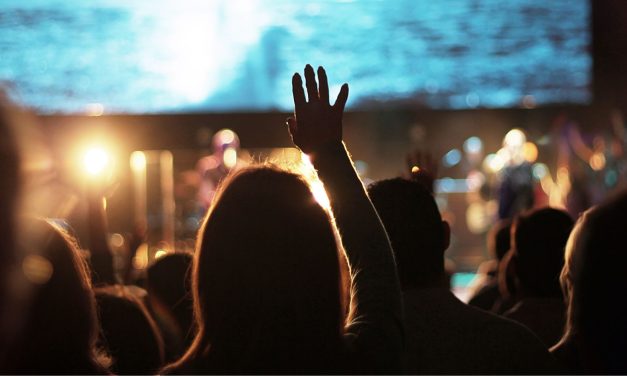 The 5 Worship Themes Dominating the CCLI Top 100 (Part 2): Surrender and Trust in Modern Worship
