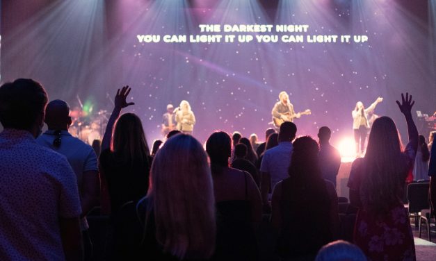 Evergreen Worship: 10 Timeless Songs Every Congregation Still Sings with Conviction (Part 2)