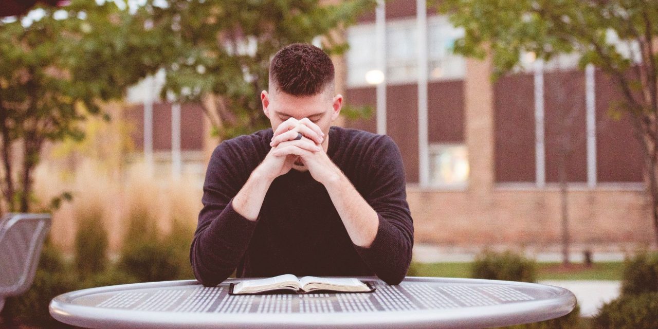 The Psychology of Holiness Worship: From Awe to Deeper Devotion 